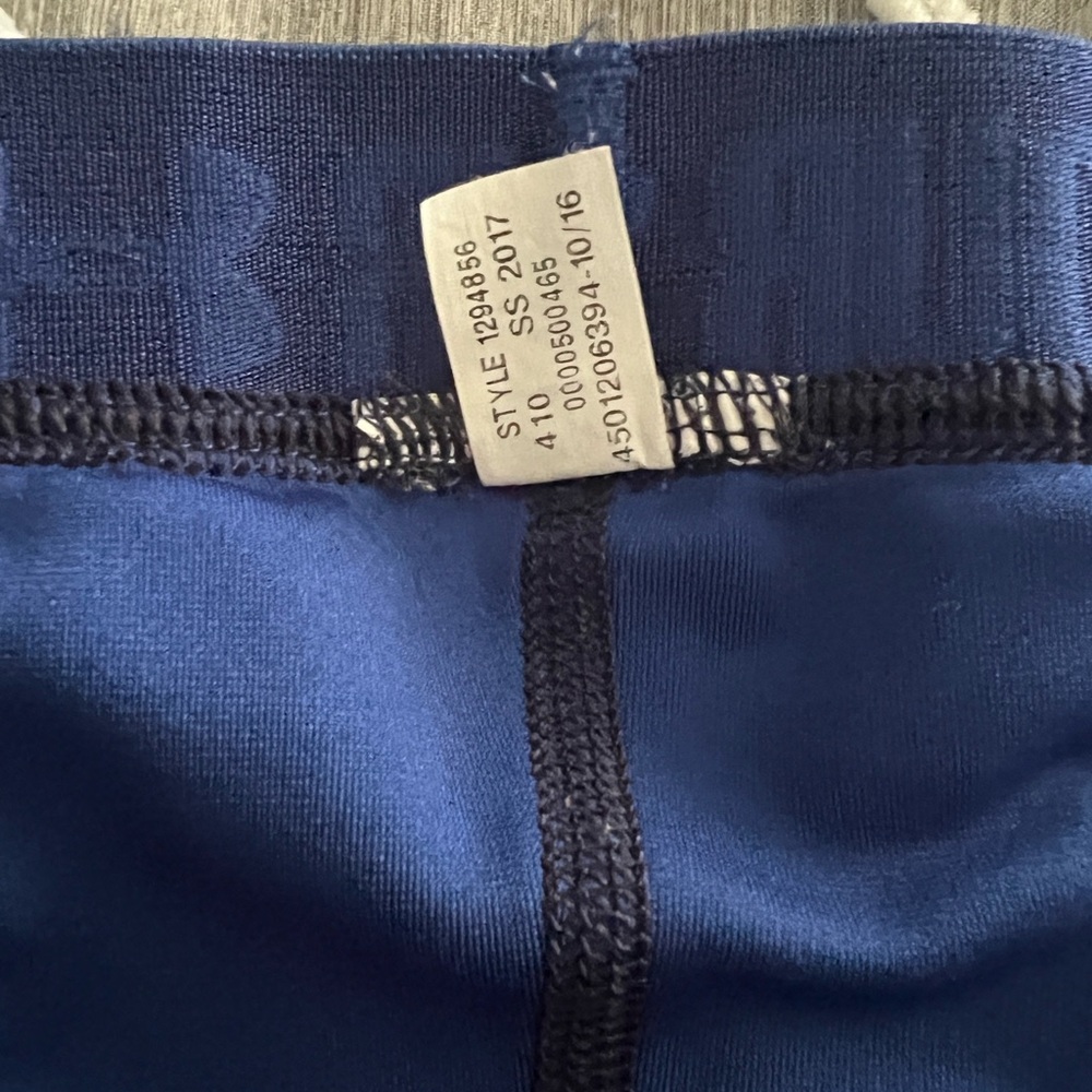 Under Armor shorts - Picture 2 of 2